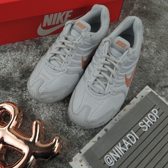 Nike Air Max Torch Sneakers - Picture 3 of 5